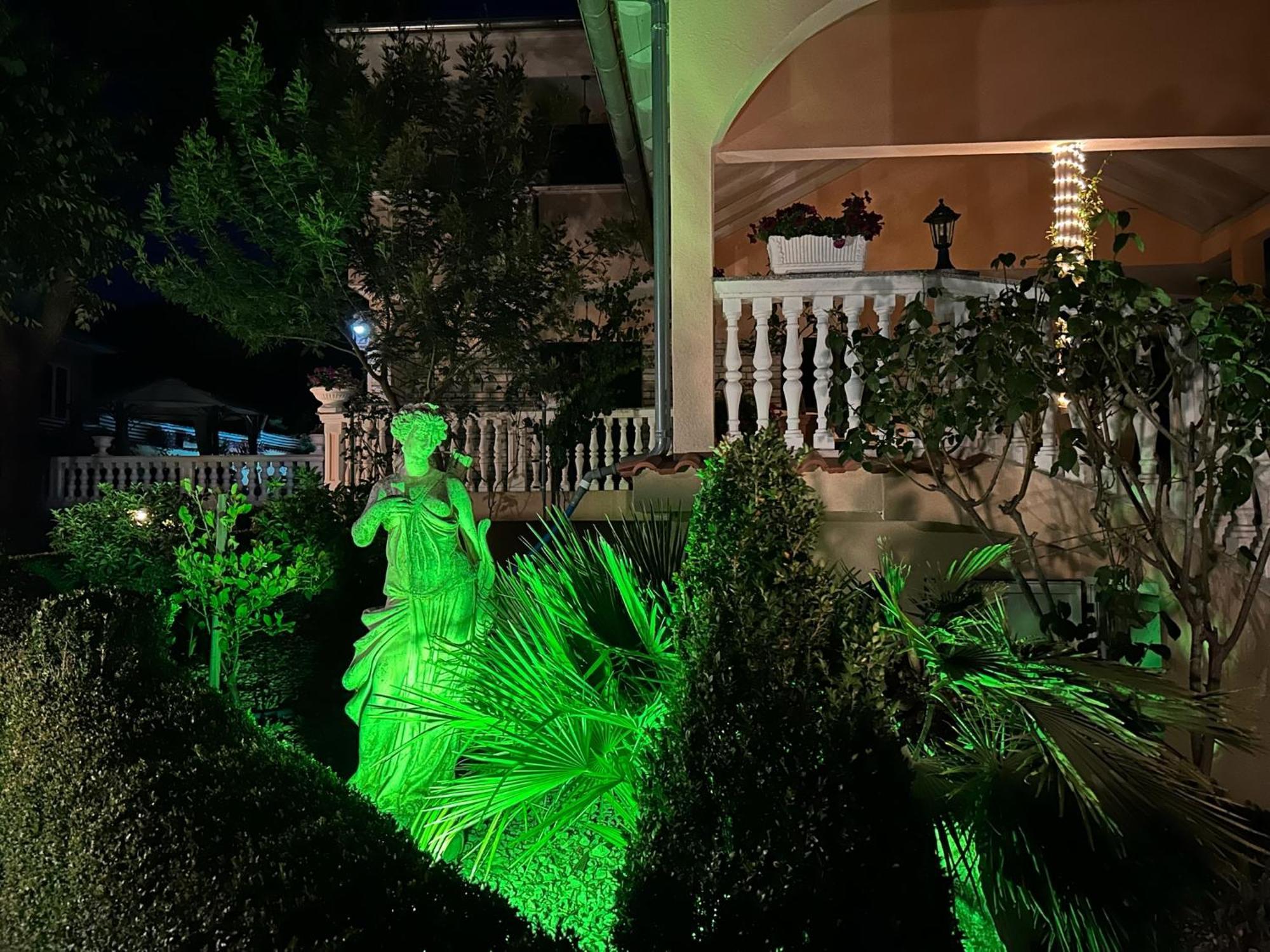 Holiday Home Villa Romantica Свети-Филип-и-Яков Экстерьер фото