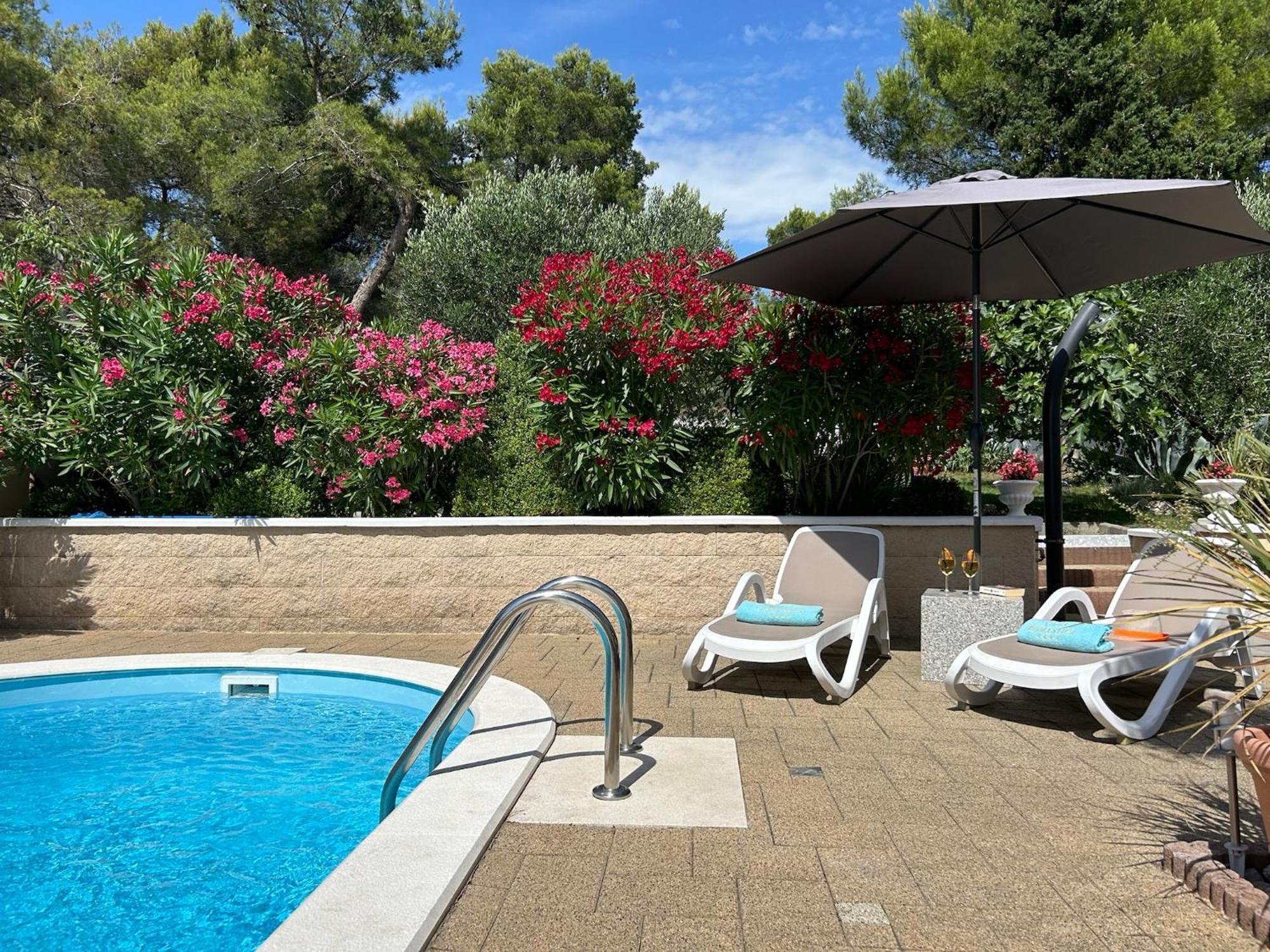 Holiday Home Villa Romantica Свети-Филип-и-Яков Экстерьер фото